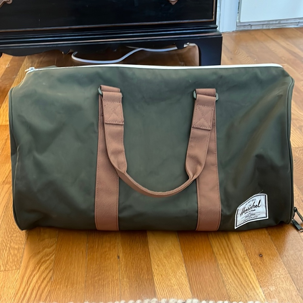 Hershel Weekender Bag